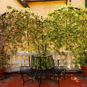 Guest house La Foresteria Di Palazzo Picedi Benettini, Sarzana